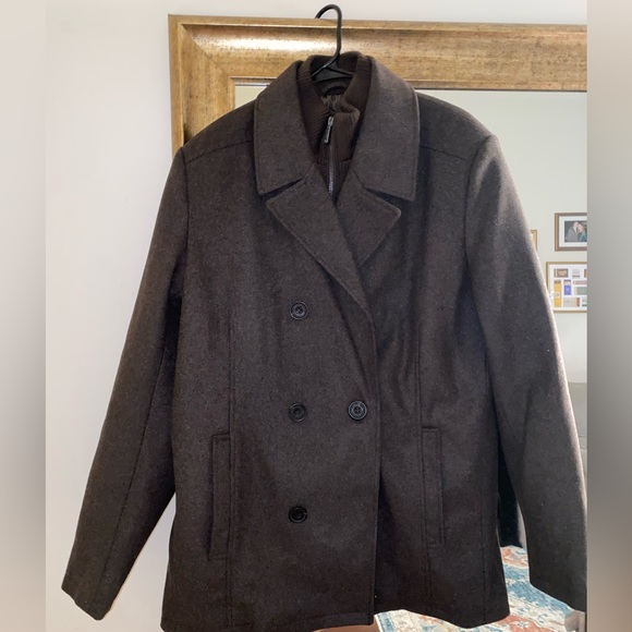 Kenneth Cole Men's Double Breasted Wool Blend Peacoat with Bib - Picture 6 of 6